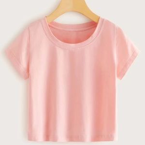 ROMWE PINK CROPPED T-Shirt